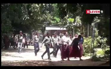 Embedded thumbnail for ဗိုလ်ချုပ်အောင်ဆန်းကြေးရုပ်တုနှင့်ပတ်သက်ပြီး နိုင်လွတ်လုံပုဒ်မ ၁၀ ဖြင့် တရားစွဲခံထားရသည့်ကရင်နီလူငယ် ၆ ဦး ၁၂ ကြိမ်မြောက်ရုံးထုတ်ခဲ့ပြီးကရင်နီလူငယ် နှစ်ဦးကထွက်ဆိုချက်ပေး