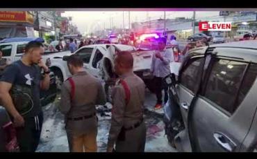 Embedded thumbnail for ထိုင်းနိုင်ငံဆူရင်ပြည်နယ်တွင် ကားမောင်းရင်းငိုက်ခဲ့သည့် စစ်သားတစ်ဦး ကြောင့် ယာဉ်၁၃စီးဆင့်တိုက်မှုဖြစ်ပွား 