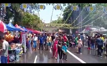 Embedded thumbnail for  သင်္ကြန်အကျနေ့မနက်ပိုင်းမြင်ကွင်းများ (ရုပ်သံ)
