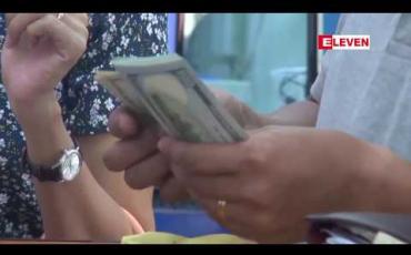 Embedded thumbnail for တစ်ဒေါ်လာ ကျပ်(၆၀)နီးပါး စျေးကျခဲ့ပြီးနောက် ဒေါ်လာစျေး (၁၅၂၀)ကျပ်ခန့်နှင့် အခေါက်ရွှေတစ်ကျပ်သား ကျပ်ဆယ်သိန်းအောက် ရောက်ခဲ့ပြီး နာရီပိုင်းအတွင်း ကျပ်(၁၀၁၀၀၀၀)ခန့်ပြန်ဖြစ်ခဲ့