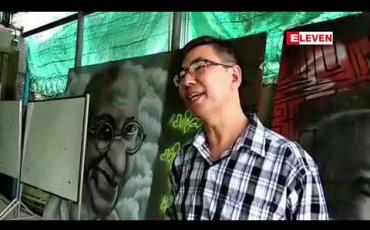 Embedded thumbnail for မန္တလေးမြို့ရှိ မီးဘေးသင့် မင်္ဂလာစျေး ပြန်လည် တည်ဆောက်မည့် ဒီဇိုင်းပုံကြမ်းအရ မူလနေရာအတိုင်း မဟုတ်ပဲ အဆင်မပြေနိုင်သည့်အတွက် စျေးသူ၊ စျေးသားများမှ သတင်းစာရှင်းလင်းပွဲ ပြုလုပ် 
