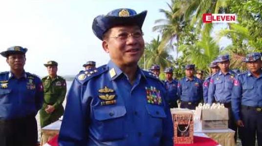 Embedded thumbnail for လက်နက်ကိုင်သောင်းကျန်းသူဆိုပါက ရှင်းရမည်ဖြစ်ကြောင်း AAလက်နက်ကိုင်အဖွဲ့နှင့်ပတ်သက်၍ တပ်မတော်ကာကွယ်ရေးဦးစီးချုပ်ပြောကြား 