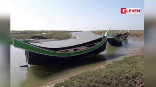 Embedded thumbnail for မောင်တောတောင်ပိုင်း အင်းဒင်ကျေးရွာသစ်တွင် နေထိုင်သူများအတွက် ငါးဖမ်းစက်လှေ  ၆ စင်း နှင့် ငါးဖမ်းပိုက်မျိုးစုံတို့ကို ရခိုင်ပြည်နယ်ဝန်ကြီးချုပ် လာရောက်ပေးအပ် 