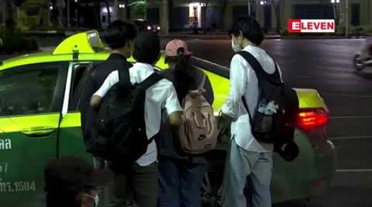 Embedded thumbnail for ကန့်ကွက်ဆန္ဒပြမှုများကို ပိတ်ပင်သည့် အရေးပေါ်အမိန့်ထုတ်ပြန်ခဲ့ပြီးနောက် ထိုင်းရဲများက ဆန္ဒပြလူအုပ်ကို လူစုခွဲ