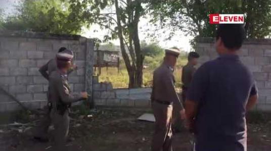 Embedded thumbnail for မဲဆောက်မြို့က မြန်မာအလုပ်သမားလေးဦးအသတ်ခံရမှုဖြစ်စဉ်မှ သတ်ဖြတ်ခဲ့သူတစ်ဦးဟုဆိုသူ အရွှေဆိုသူ၏ဇနီးဖြစ်သူကို ထိုင်းရဲတပ်ဖွဲ့ ဖမ်းဆီး