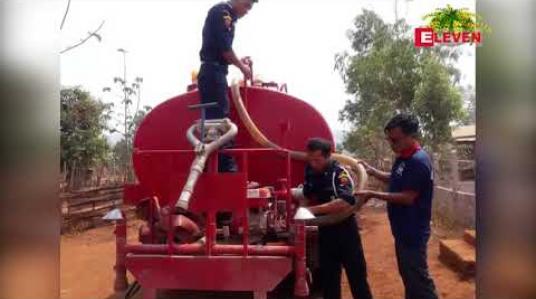 Embedded thumbnail for ကယားပြည်နယ် ဖရူဆိုမြို့အနီးတောင်ပေါ်ကျေးရွာများတွင် ရေထွက်ပေါက်များခမ်းခြောက် လာသဖြင့် သောက်သုံးရေခက်ခဲနေ 