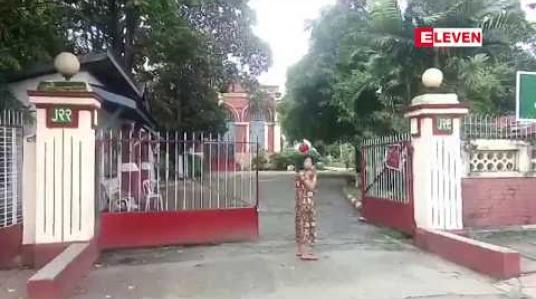 Embedded thumbnail for ရန်ကုန်မြို့တော်ခန်းမကိုဗိုလ်တထောင်မြို့နယ်ရှိ လေမှုတ်စက်ရုံဝင်းအတွင်း ပြောင်းရွှေ့ရန် စီစဉ်ထားပြီးယင်းအတွက် တည်ဆောက်နေသည့်အဆောက်အဦ ၃၃ ရာခိုင်နှုန်း ပြီးစီးရန်အတွက် ကျပ်သန်း ၉၀၀၀ ကျော်ထိတောင်းခံထား