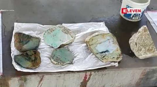 Embedded thumbnail for မန္တလေးမြို့၊ မဟာအောင်မြေမြို့နယ်ရှိ ကျောက်မျက်ရတနာစျေး(ကျောက်ဝိုင်း)ကို ညပိုင်းအထိ အချိန်တိုးမြှင့် ဖွင့်လှစ်မည် 