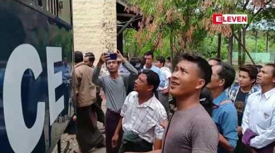 Embedded thumbnail for ဆေးခြောက်စိုက်ခင်း အမှုတွင် အမေရိကန်နိုင်ငံနှင့် အဆက်အသွယ်ရှိသည့် လိုပြသက်သေတစ်ဦးကို စစ်ဆေး