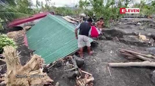 Embedded thumbnail for ဖိလစ်ပိုင်တွင် တိုင်ဖွန်းမုန်တိုင်းကြောင့် သေဆုံးသူ ၂၀ ဦး ရှိလာစဉ် ဆိုင်ကလုန်းမုန်တိုင်း အန ္တရာယ်နှင့်ပါ ထပ်မံ ရင်ဆိုင်ရမည်