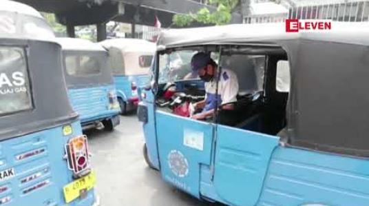 Embedded thumbnail for ကိုရိုနာဗိုင်းရပ်စ်ကူးစက်မှုမြင့်လာသဖြင့် ဂျာကာတာအာဏာပိုင်များက အရေးပေါ်ဆေးရုံ ပြန်ဖွင့်မည် 