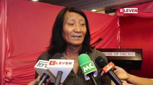 Embedded thumbnail for နာမည်ကျော်အဆိုတော်များစွာရဲ့ ကိုယ်ပိုင်သံစဉ်သီချင်းများသီးသန့်ဖျော်ဖြေတင်ဆက်မှုကို နားဆင်နိုင်မယ့် ရွှေနှလုံးသားဂီတည တေးဂီတဖျော်ဖြေပွဲ