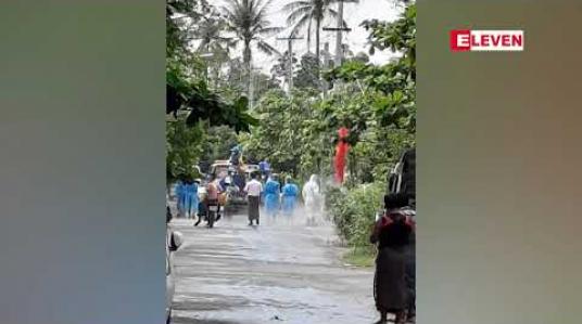 Embedded thumbnail for မန္တလေးတွင် ပိုးတွေ့လူနာအများဆုံးဖြစ်သည့် အောင်မြေသာစံမြို့နယ်၌ Semi Lockdown အား အပိုင်းသုံးပိုင်းဖြင့် ပြုလုပ် 