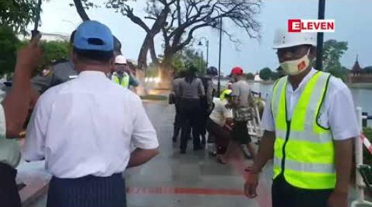 Embedded thumbnail for ရခိုင်ပြည်နယ်တွင် COVID-19 ရောဂါ ပြည်တွင်းကူးစက်မှုများရှိလာသည့်အတွက် မန္တလေးမြို့ကျုံးဘေးနှင့်မန္တလေးတောင်တို့တွင် အပန်းဖြေအားကစားလုပ်ခြင်းများမပြုလုပ်ရန် အသိပေးနှိုးဆော် 