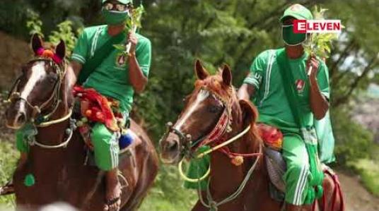 Embedded thumbnail for ပြည်ခိုင်ဖြိုးပါတီ စည်းရုံးရေးဆင်းစဉ် NLD ပါတီအင်္ကျီ ဝတ်ဆင်ထားသူ လေးဦးက ပိတ်ဆို့ဟန့်ထားခြင်းနှင့် အမျိုးသမီးများကို လက်ရောက်ကျူးလွန်ခြင်း ပြုလုပ်သည်ဟုဆိုကာ ပြည်ခိုင်ဖြိုးပါတီက အမှုဖွင့်