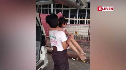 Embedded thumbnail for မရမ်းကုန်းမြို့နယ်ရှိ ပုဂ္ဂလိကစာသင်ကျောင်းတစ်ကျောင်း၏ စာသင်ခန်းအတွင်းမီးစက် မီးခိုးငွေ့ဝင်ကာ ကလေး၂၀ ခန့်အပါအဝင် ၂၄ ဦးမူးမေ့သတိလစ်မှုဖြစ်ပွားခဲ့
