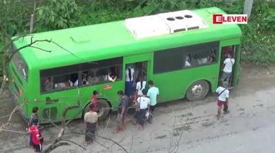 Embedded thumbnail for အဆင့် A သတ်မှတ်ချက်ဖြင့် မကိုက်ညီပဲ ဖွင့်လှစ်နေသည့် စက်ရုံ၊ အလုပ်ရုံများကို သက်ဆိုင်ရာဌာနများသို့ မြန်မာနိုင်ငံလုံးဆိုင်ရာ အလုပ်သမားသမဂ္ဂများအဖွဲ့ချုပ် တိုင်ကြား 