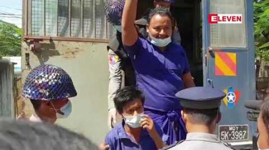 Embedded thumbnail for တရားရုံးသုံးခုမှ ထောင်ဒဏ်ငါးနှစ်ထိ ချမှတ်ထားသည့် ကျောင်းသားများအား အမရပူရမြို့နယ်တရားရုံးမှ ထောင်ဒဏ်တစ်နှစ် ကျခံစေရန် အမိန့်ချမှတ် 