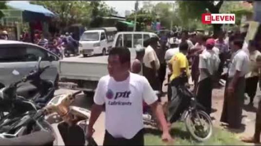 Embedded thumbnail for မန္တလေး ချမ်းမြသာစည်မြို့နယ်တွင် ဘဏ်မှ ထွက်လာသည့် လင်မယားနှစ်ဦးအား ဆိုင်ကယ်ချင်းဝင်တိုက်ကာ သေနတ် ဖြင့်ပစ်ခတ်ပြီးငွေလုရန် ကြိုစားမှုမှ ကျူးလွန်သူကို ထောင်ဒဏ်ဆယ်နှစ်နှင့် သေဒဏ်ကျခံစေရန် အမိန့် ချမှတ် 