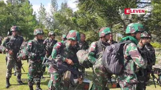Embedded thumbnail for အင်ဒိုနီးရှားနိုင်ငံ ပါပူအာပြည်နယ်၌ ဆောက်လုပ်ရေးလုပ်သားများ အစုလိုက်အပြုံလိုက် သတ်ဖြတ်ခံရမှုတွင် သံသယရှိသူများကို အင်ဒိုနီးရှားစစ်တပ်က လိုက်လံဖမ်းဆီး