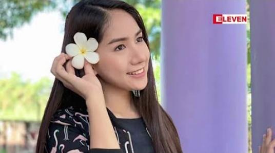 Embedded thumbnail for မင်းသားနဲ့မျက်လုံးချင်းဆုံပြီးကြည့်တဲ့ ချစ်ကြိုက်ခန်းဆို သူမအတွက်ကြိုးစားရအုံးမယ်ဆိုတဲ့ သရုပ်ဆောင် ပိုးကြာဖြူခင် 