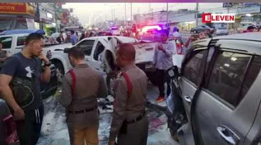 Embedded thumbnail for ထိုင်းနိုင်ငံဆူရင်ပြည်နယ်တွင် ကားမောင်းရင်းငိုက်ခဲ့သည့် စစ်သားတစ်ဦး ကြောင့် ယာဉ်၁၃စီးဆင့်တိုက်မှုဖြစ်ပွား 