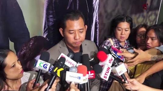 Embedded thumbnail for မြင့်မြတ်က ချစ်ဖို့ကောင်းပါတယ် ....  ဆိုတဲ့ ယုန်လေ