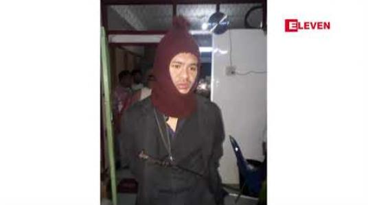 Embedded thumbnail for မြဝတီမြို ့တွင် မော်တော်ဆိုင်ကယ်စီးပြီး ဓားဖြင့် လိုက်ထိုးသူကို ဖမ်းဆီးရမိ  