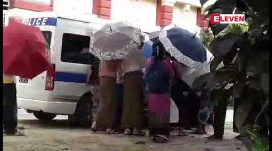 Embedded thumbnail for အောင်ရဲထွေးအမှု ဧည့်ဝင်/ ထွက် မှတ်တမ်းများကို စွပ်စွဲခံရသူများဘက်က သက်သေခံအဖြစ် တင်သွင်းမှု ပယ်ချခံရ