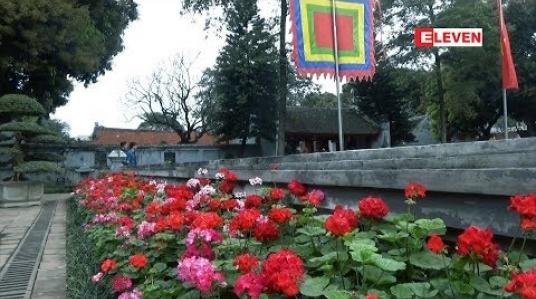 Embedded thumbnail for “ ဟနွိုင်းရောက်ရင်သွားသင့်တဲ့နေရာ(၂)ခု ” (ရုပ်သံအစီအစဉ်)