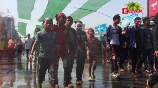 Embedded thumbnail for နေပြည်တော်၊ ရန်ကုန်၊ မန္တလေး အပါအဝင် နယ်မြို့ အသီးသီး၏ သင်္ကြန်အကြိုနေ့ ညနေပိုင်းမြင်ကွင်းများ 