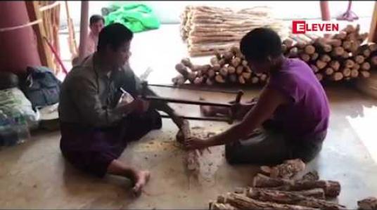 Embedded thumbnail for မြန်မာနိုင်ငံသနပ်ခါးအသင်းမှဦးစီးကျင်းပသည့် သနပ်ခါးစျေးပွဲတော်နှင့် သနပ်ခါးလှပျိုမေပြိုင်ပွဲကို မန္တလေးမြို့၊ကျောက်တော်ကြီး ဘုရားတွင် ကျင်းပနေ