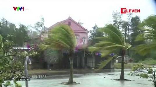 Embedded thumbnail for အပူပိုင်းမုန်တိုင်း နိုလ် အားပျော့လာသော်လည်း ဗီယက်နမ်တွင် မုန်တိုင်းအရှိန်ကြောင့် မိုးသည်းထန်ကာ ရေလွှမ်းမိုးမှုနှင့် မြေပြိုမှုများ ဖြစ်ပွားနိုင် 