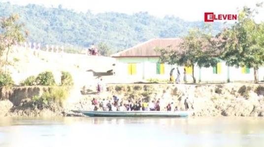 Embedded thumbnail for ဘူးသီးတောင်မြို့ မြို့မချောင်းကျေးရွာအနီး လက်နက်ကြီးကျည် ကျရောက်ပေါက်ကွဲ၍ ရွာသား ၇၀ ကျော် ထွက်ပြေး (ရုပ်သံ)