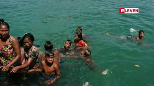 Embedded thumbnail for အသက်ကယ်အင်္ကျီများအစား ကျန်းမားရေးကိစ္စများကိုအဓိကထားဆောင်ရွက်ပေးရန်လိုဟု ဆလုံတိုင်းရင်းသားများပြော