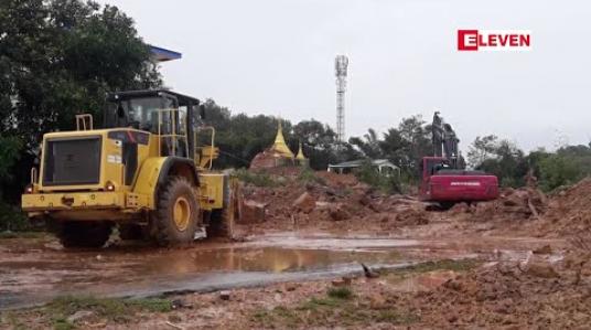 Embedded thumbnail for မလတ်တောင်ပြိုကျမှုဖြစ်စဉ်ကြောင့် ပျက်စီးသွားခဲ့သည့်နေအိမ်များကို ပြည်နယ်အစိုးရအဖွဲ့ သဘာဝဘေးစီမံခန့်ခွဲရေးကော်မတီမှ ပြန်လည်ဆောက်လုပ်ပေးမည် 
