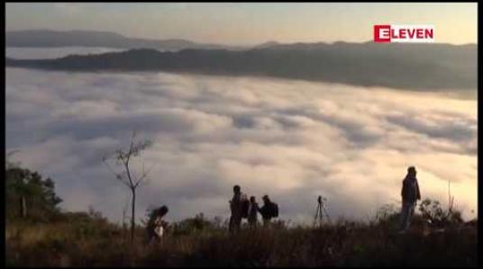 Embedded thumbnail for နောင်ချိုမြို့ဝန်းကျင်ရှိ ဂုတ်ထိပ်တံတားခရီးစဉ်နှင့် ရေတံခွန်များအပါအဝင် လူသိများလာသော တိမ်ပင်လယ်သို့ သွားရောက် လည်ပတ်သူ များပြားလာ (ရုပ်သံ)