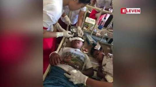 Embedded thumbnail for ဘီးလင်းမြို့၊ ကုသိနာရုံဆံတော်ရှင် တောင်တက်ကားလမ်း၌ ဘုရားဖူးများတင်လာသည့် CANTER ယာဉ် တိမ်းမှောက်မှုကြောင့် ငါးဦးသေဆုံးကာ ၃၇ ဦးဒဏ်ရာရရှိ 