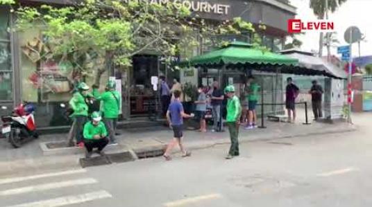 Embedded thumbnail for ကာကွယ်ဆေးပမာဏနှစ်သန်းကို ဗီယက်နမ် လက်ခံရရှိ