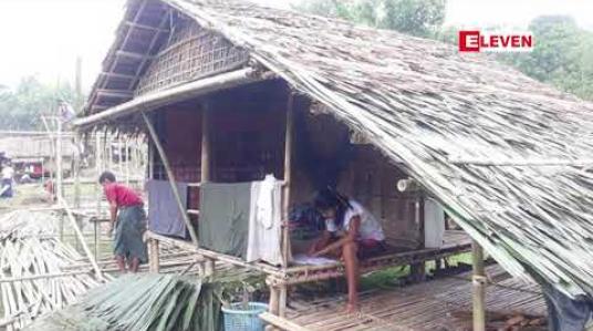 Embedded thumbnail for  တိုက်ပွဲများကြောင့် ဘူးသီးတောင်မြို့၊ လမ်းမဘုန်းတော်ကြီးကျောင်းသို့ ရှောင်တိမ်းနေသူ ဦးရေ ၈၀၀ ကျော် ရှိနေပြီး အလှူရှင်များက တဲအိမ်ငယ်များ တည်ဆောက်ပေး (ရုပ်သံ)