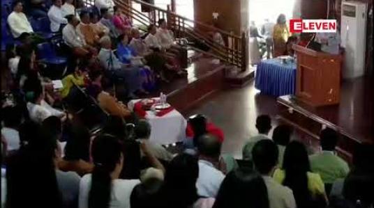 Embedded thumbnail for မန္တလေးတက္ကသိုလ်တွင် ပထမဆုံးအကြိမ် မြန်မာ့ရိုးရာဗိသုကာနှင့် အပြောက်အမွှန်းဒီဇိုင်းလက်ရာများလေ့လာခြင်းသင်တန်း      ဖွင့်လှစ်သင်ကြား (ရုပ်သံ)