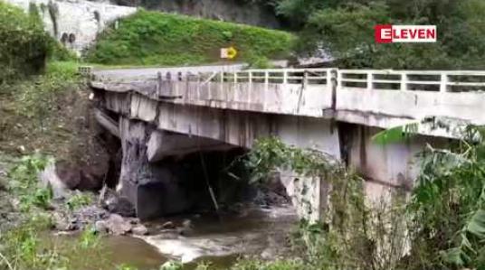 Embedded thumbnail for မိုင်းခွဲဖျက်ဆီးခံရသည့် ဂုတ်တွင်းတံတားအား ငါးရက်အတွင်းဆောက်လုပ်မည်ဟုဆောက်လုပ်ရေးဝန်ကြီးဌာနထုတ်ပြန်