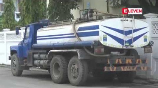 Embedded thumbnail for ပြည်တွင်းစက်သုံးဆီစျေးနှုန်း ငါးလခန့်အတွင်း တစ်လီတာ ကျပ် ၁၆၀ မှ ၂၂၀ အထိ ဆက်တိုက်မြင့် တက်ခဲ့ပြီး စက်သုံးဆီအမျိုးအစားအလိုက် ၁၈ ရာခိုင်နှုန်းကျော်မှ ၃၁ ရာခိုင်နှုန်းအထိ မြင့်တက် 